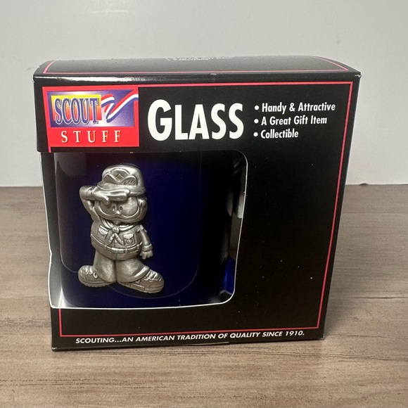 1996 Garfield Scout Stuff Ceramic Mug Garfield Pewter Medallion  NIB Collectible - Picture 1 of 7